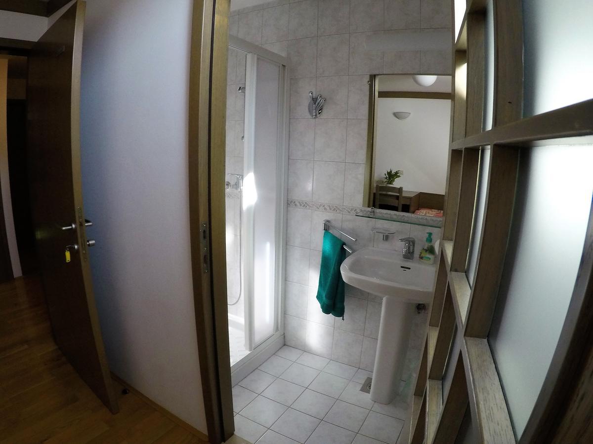 Karami Mountainhouse Bed & Breakfast Trzic Exterior photo